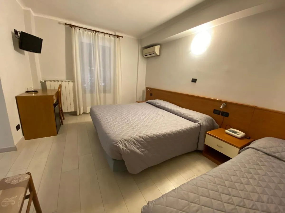 Hotel Albergo Fiorenza&Banksia Meublè Alassio