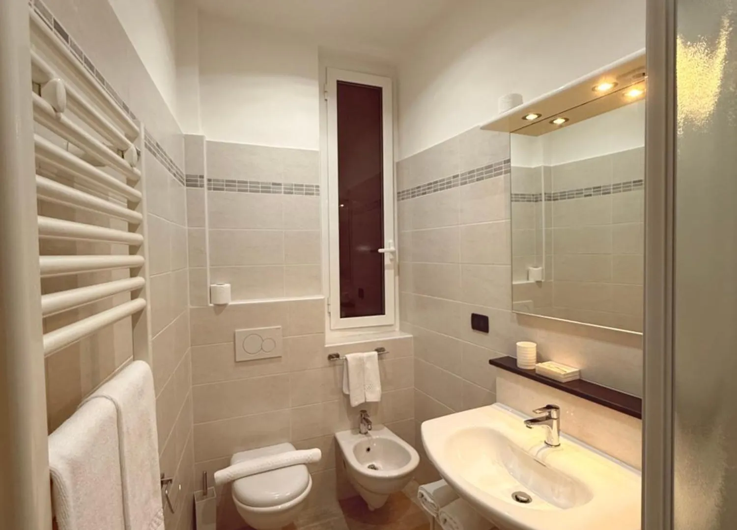 Hotel Fiorenza & Banksia Meuble Alassio 2*,
