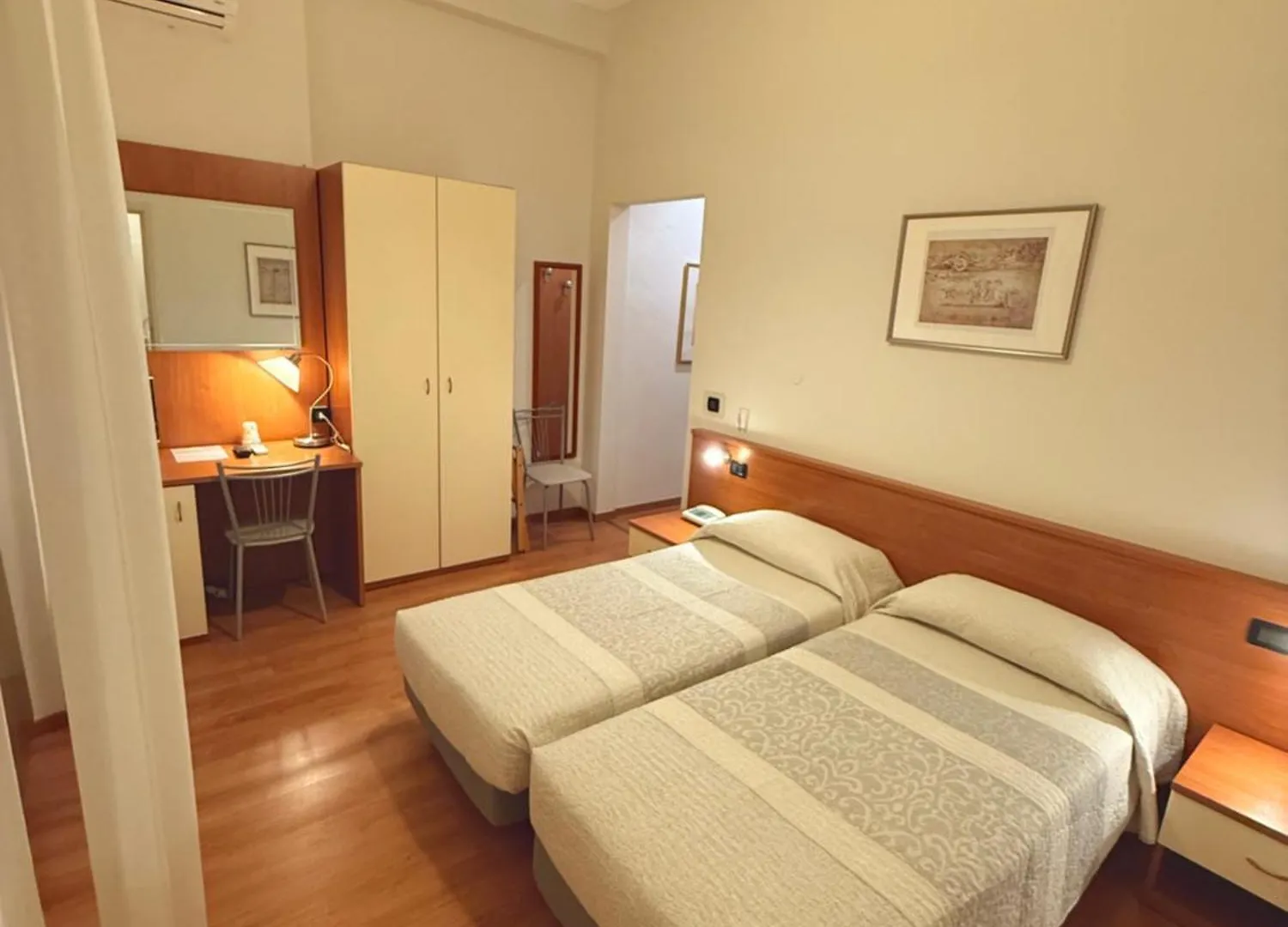 Hotel Fiorenza & Banksia Meuble Alassio