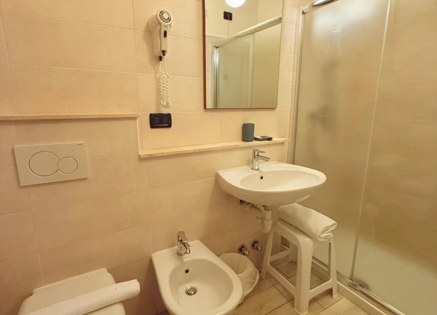Hotel Fiorenza & Banksia Meuble Alassio