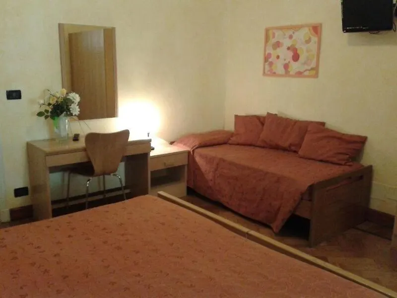 Albergo Fiorenza&Banksia Meublè Alassio 2*,