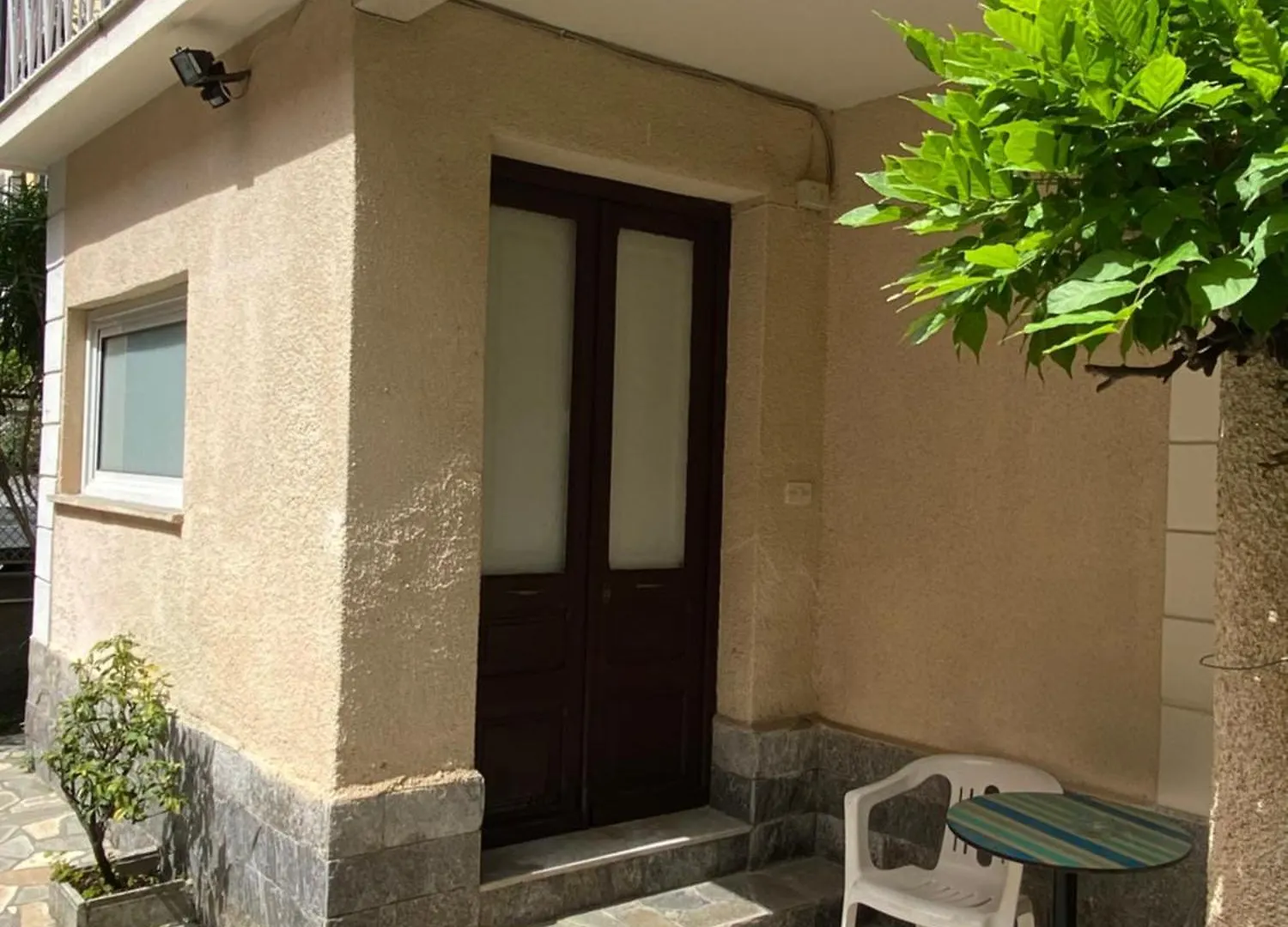 Hotel Fiorenza & Banksia Meuble Αλάσιο